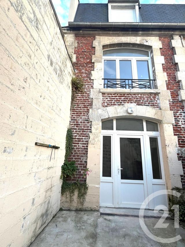 Appartement Triplex à louer BETHISY ST PIERRE